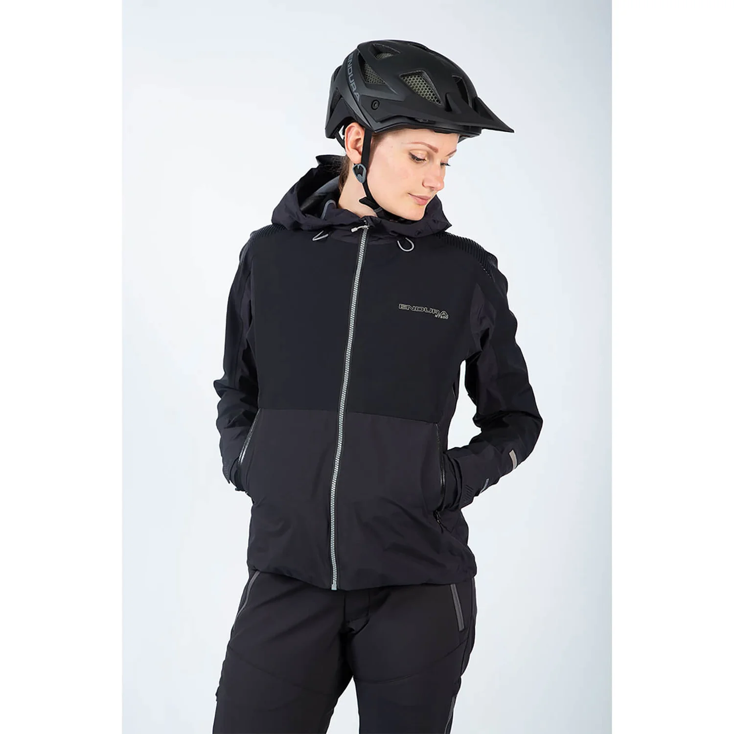 Endura Women's MT500 Waterproof Jacket - Black 7 Endura Women's MT500 Waterproof Jacket - Black - Image 5