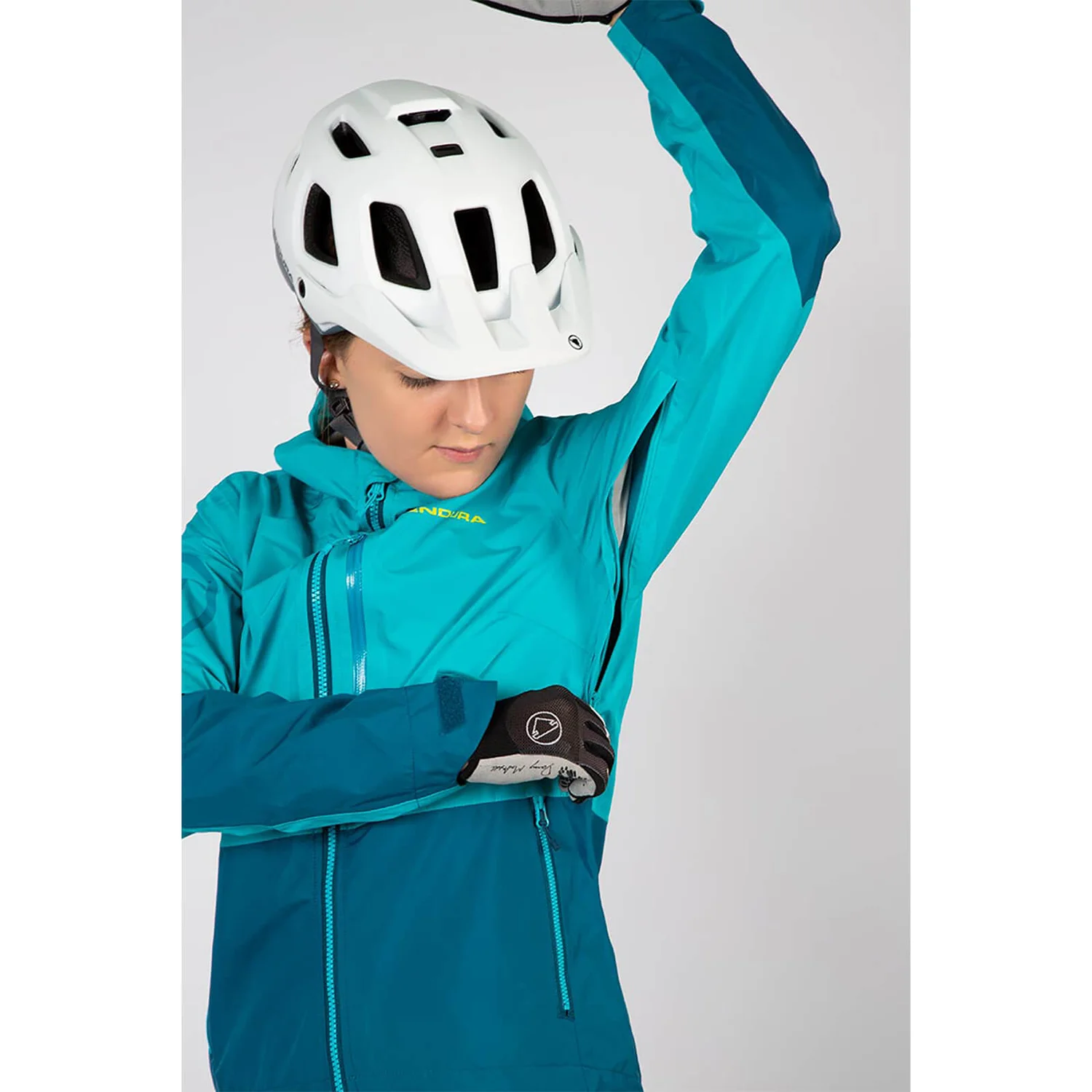 Endura Women's SingleTrack Jacket - Nutmeg 8 Endura Women's SingleTrack Jacket - Nutmeg - Image 6