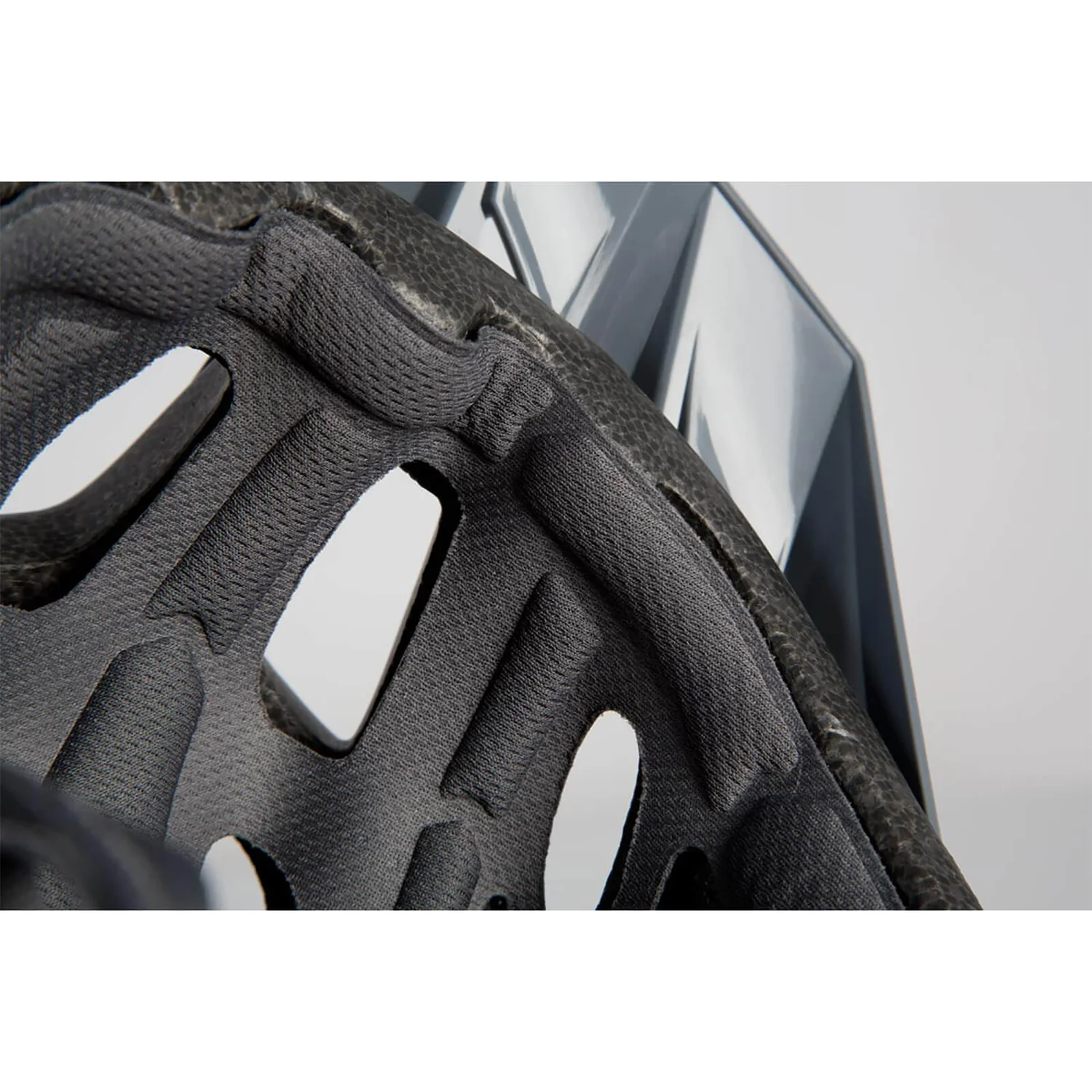 Endura Hummvee Youth Helmet - Grey 7 Endura Hummvee Youth Helmet - Grey - Image 6