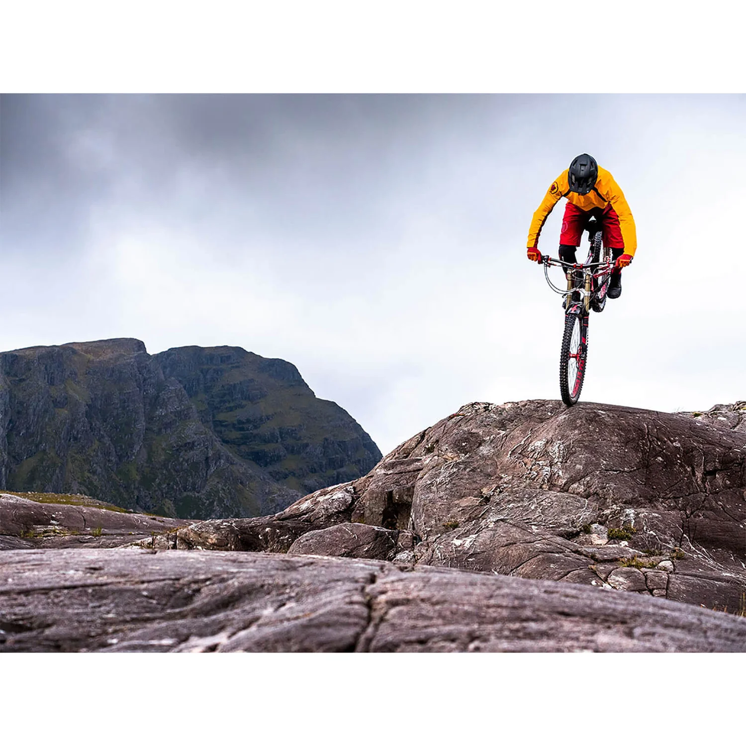 Endura MT500 Burner L/S Jersey II - Tangerine 7 Endura MT500 Burner L/S Jersey II - Tangerine - Image 5