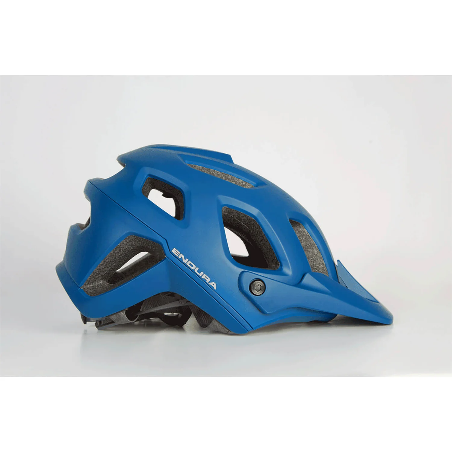 Endura SingleTrack Helmet II - Azure Blue 6 Endura SingleTrack Helmet II - Azure Blue - Image 4