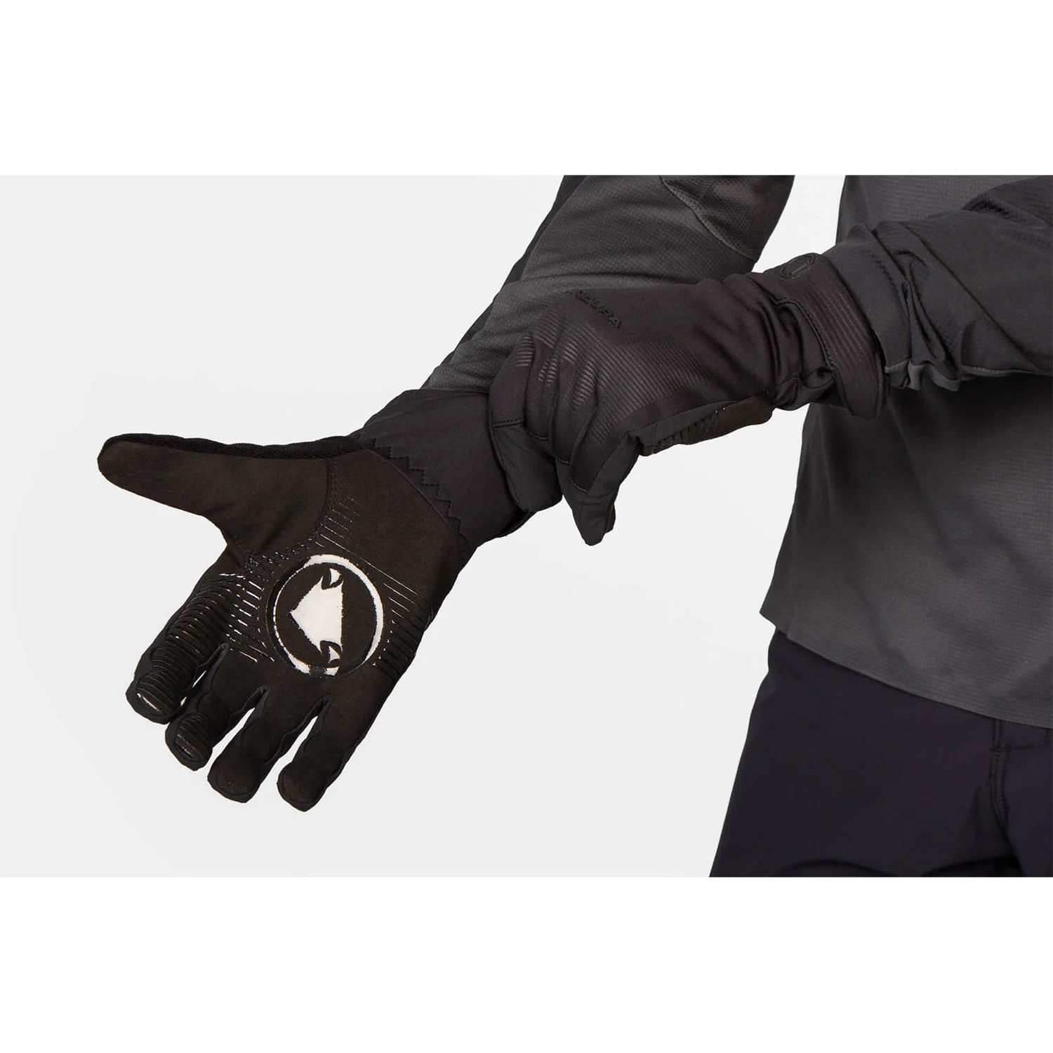 Endura MT500 Freezing Point Waterproof Glove - Black 5 Endura MT500 Freezing Point Waterproof Glove - Black - Image 3