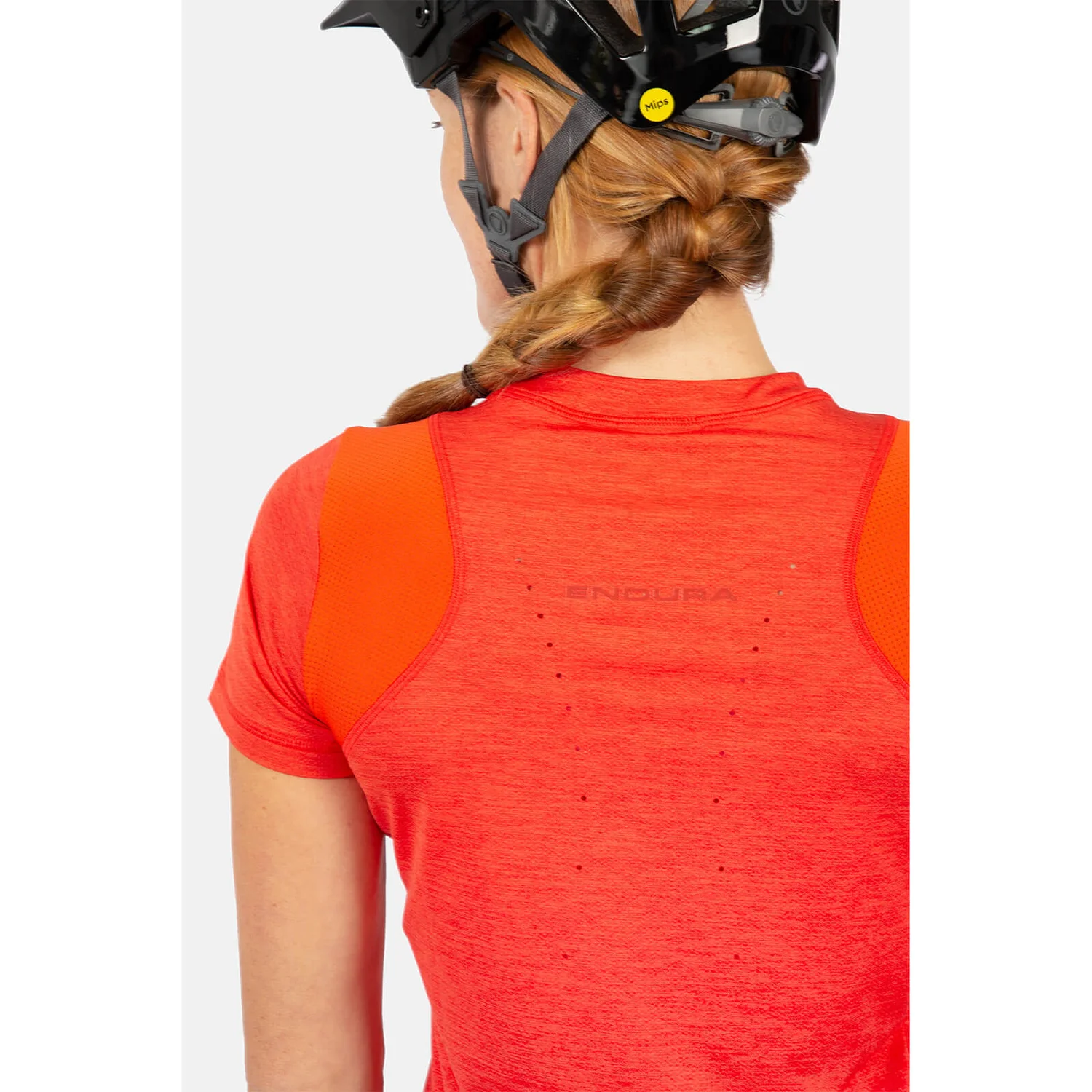 Endura Women's SingleTrack S/S Jersey - Punch Pink 6 Endura Women's SingleTrack S/S Jersey - Punch Pink - Image 4