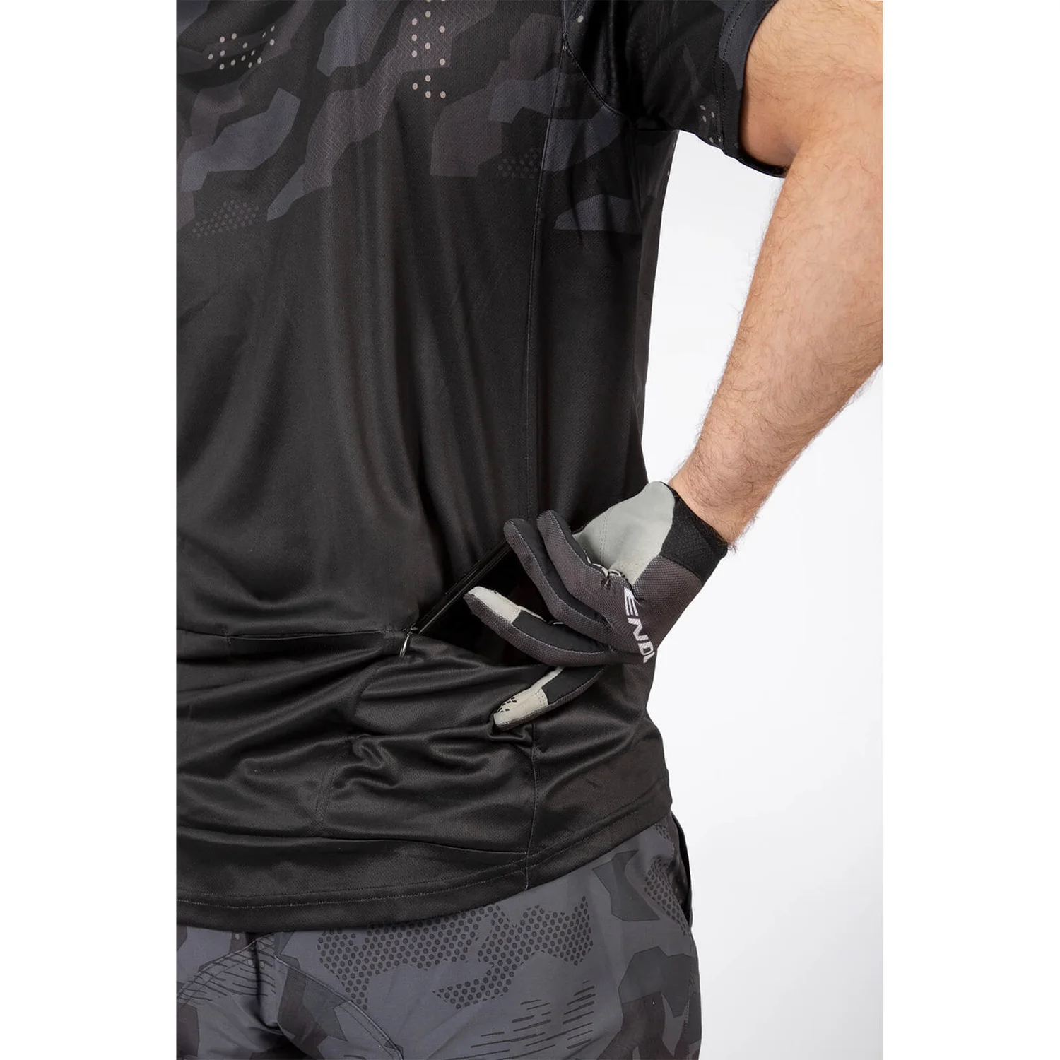 Endura Hummvee Ray S/S Jersey - Olive Green 6 Endura Hummvee Ray S/S Jersey - Olive Green - Image 4