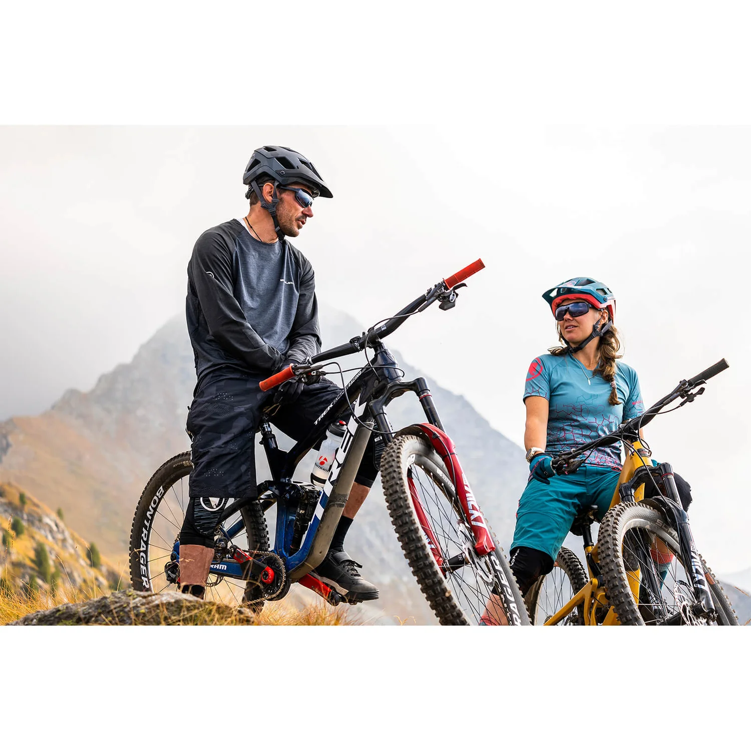 Endura SingleTrack L/S Jersey - Mushroom 6 Endura SingleTrack L/S Jersey - Mushroom - Image 4